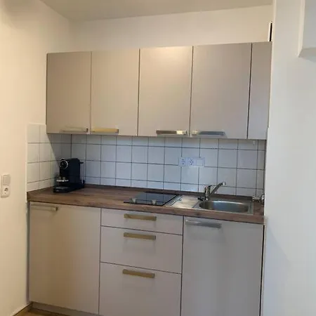 Dein Zuhause - Naehe Medienhafen